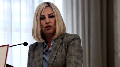 Βολές από Γεννηματά: Τρέχει πίσω από τις εξελίξεις η κυβέρνηση - Να αυξηθούν τα τεστ