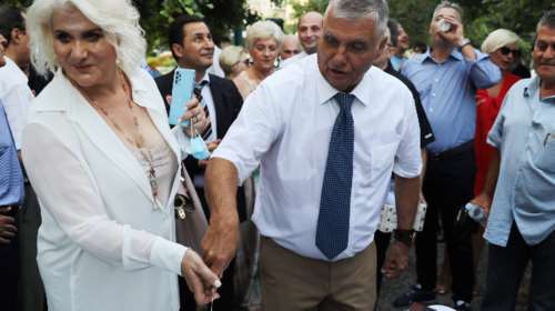 Ξέσπασε μάχη διαδοχής στο κόμμα του Τράγκα: Ποιος θέλει να αναλάβει πρόεδρος &quot;με το έτσι θέλω&quot; - Εξαλλη η οικογένεια