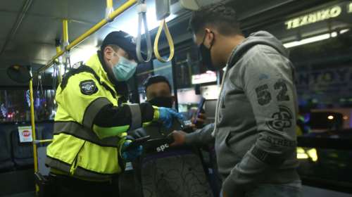 Κορονοϊός: Ανησυχία για την Αττική με 2.215 ενεργά κρούσματα: Οι περιοχές που τείνουν να γίνουν &quot;κόκκινες&quot;