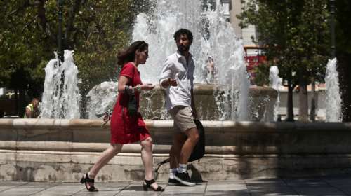 Ανεβαίνει ξανά ο υδράργυρος με ζέστη και θερμοκρασίες μέχρι 37 βαθμούς