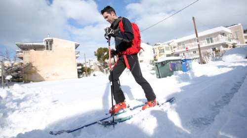Κακοκαιρία &quot;Ελπίς&quot; - Αυτή είναι η νέα πρόγνωση για αύριο: Χιόνια, παγετός και ήλιος με... δόντια