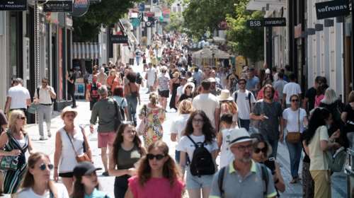 Μαγιορκίνης για μετάλλαξη &quot;Κένταυρος&quot;: Δεν παρατηρείται ακόμη έξαρση - Ισχυρότερη ανοσία από τις Ομικρον 4 &amp; 5