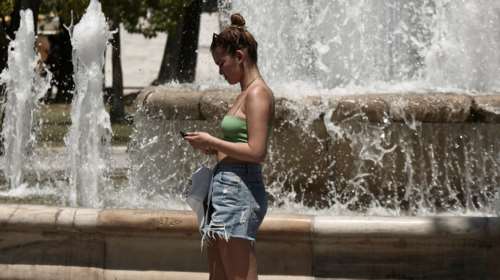 Αίθριος ο καιρός - Επιστρέφει στην &quot;κανονικότητα&quot; με θερμοκρασίες έως 35 βαθμούς