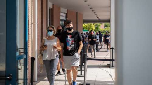 Κορονοϊός: Ίλιγγος με 1.607 νέα κρούσματα στην Αττική και 254 στη Θεσσαλονίκη - &quot;Βράζει&quot; η Κρήτη