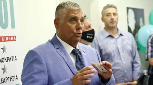 Ξέσπασε πόλεμος για τον θάνατο του Γιώργου Τράγκα: Τι λέει ο γιατρός και τι απαντά ο συνεργάτης του δημοσιογράφου