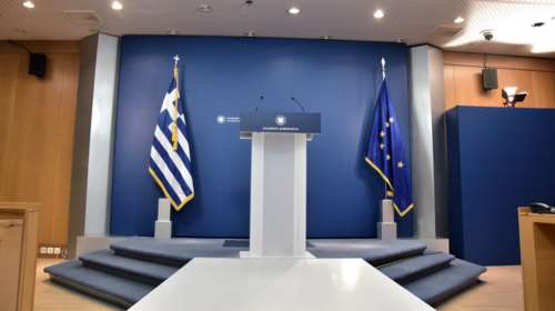 Briefing: Επίθεση του κυβερνητικού εκπροσώπου στον Αλέξη Τσίπρα- &quot;Είναι πολιτικά ανεπαρκής&quot;