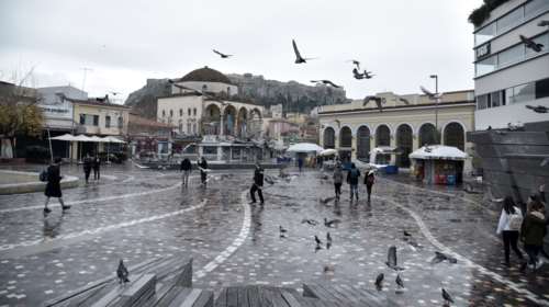 Μεγάλη Τρίτη με κρύο, βροχές και καταιγίδες: Ακόμη και κάτω από τους 9 βαθμούς το θερμόμετρο στην Αττική