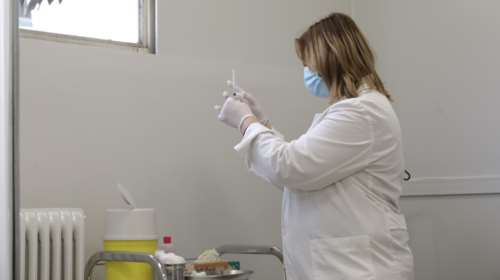 New York Times: Ο FDA σχετίζει θανάτους 10 παιδιών με τα εμβόλια κατά του κορονοϊού