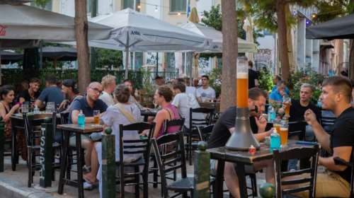 Κορονοϊός: Ανησυχία για τα 720 νέα κρούσματα στην Αττική και τα 123 στη Θεσσαλονίκη - Στο &quot;κόκκινο&quot; το Ηράκλειο