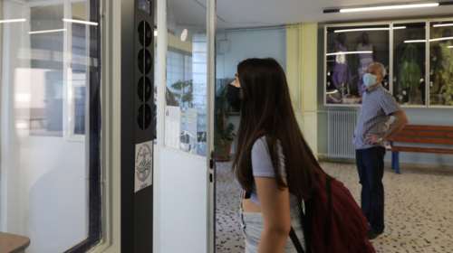 Απίστευτο: Μαθήτρια είπε ότι προσπάθησαν να την κακοποιήσουν για να μην πάει σχολείο