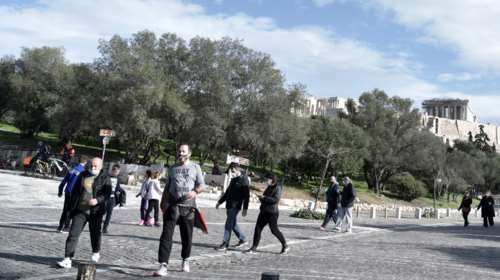 Κορονοϊός: Στο &quot;κόκκινο&quot; το Κέντρο και τα Βόρεια Προάστια της Αθήνας - 78 κρούσματα στη Θεσσαλονίκη