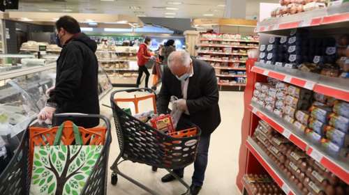 Σούπερ μάρκετ: Ανοιχτό το ενδεχόμενο οι ανεμβολίαστοι να μπαίνουν μόνο με rapid test - Τι δήλωσε ο Γεωργιάδης