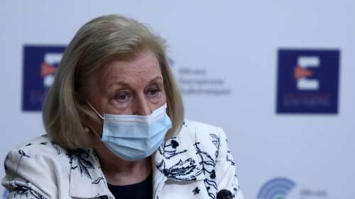 &quot;Λύγισε&quot; η Μαρία Θεοδωρίδου για τον θάνατο της 44χρονης μετά το εμβόλιο της AstraZeneca - Τι &quot;έπιασε&quot; η κάμερα