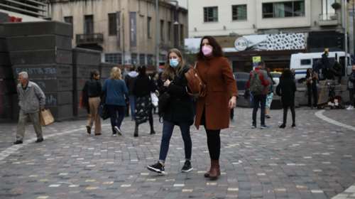 Κορονοϊός: Ξεφεύγει η Αττική με πάνω από 8.000 νέα κρούσματα - Ξεπέρασε τα 2.000 η Θεσσαλονίκη, ανεβαίνει η Αχαΐα