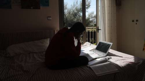 Κορονοϊός: 23χρονη στο Ηράκλειο κόλλησε για δεύτερη φορά μέσα σε μόλις έναν μήνα - Απορούν και οι γιατροί