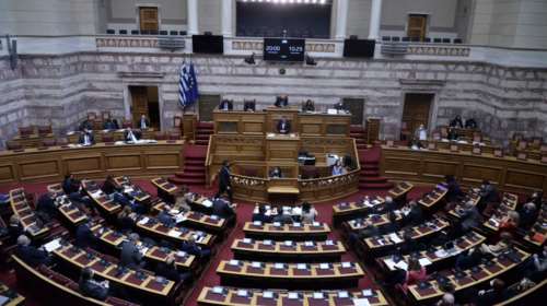 Σνομπάρουν τον Ζελένσκι, αλλά ήταν &quot;φρόνιμοι&quot; όταν ο Μπους πήγε στην ελληνική Βουλή