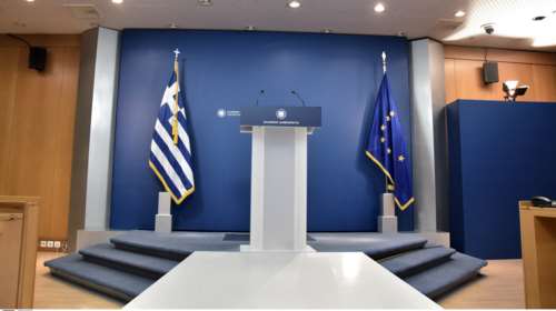 Κυβερνητικός εκπρόσωπος: Ο κ. Τσίπρας θέλει μια κοινωνία περίκλειστη; Με υποτυπώδη οικονομική δραστηριότητα;