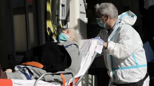 Κορονοϊός: Άσχημα νέα με 84 νεκρούς σε μια μέρα - 549 διασωληνωμένοι και 1.388 νέα κρούσματα