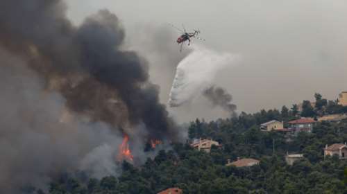 Φωτιές: Όλες οι εξελίξεις για τα μέτωπα σε Εύβοια, Κόρινθο, Πάρνηθα και Ηλεία - Καλύτερη η εικόνα