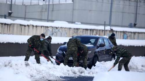 Κυβερνητικός εκπρόσωπος: &quot;Οι προγνώσεις δεν δικαιολογούσαν την κήρυξη καθολικής αργίας τη Δευτέρα&quot; [Βίντεο]