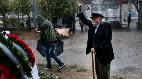 1922 - 2020: Ο Μανώλης Γλέζος έφυγε, ο θρύλος έμεινε για πάντα