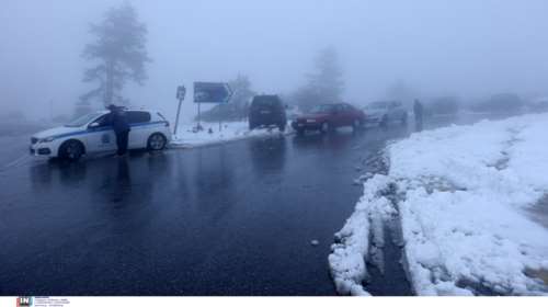 Σαρώνει η κακοκαιρία &quot;Διομήδης&quot;: Χιόνια το βράδυ και στην Αττική - Πλημμύρες και εκκενώσεις χωριών σε Εύβοια και Θεσσαλία