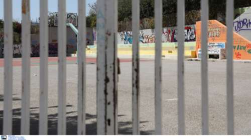 Δεν πρόλαβαν να ανοίξουν τα σχολεία και...άρχισαν οι καταλήψεις - Ζητούν να ανοίξουν τα φροντιστήρια