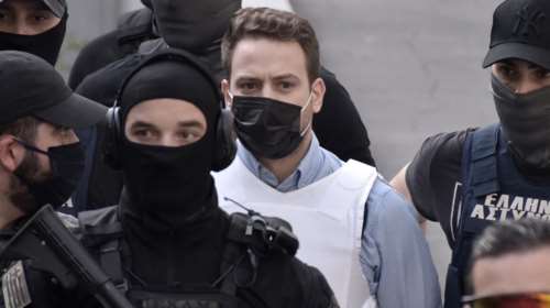 Γλυκά Νερά: Απίστευτος νάρκισσος ο Αναγνωστόπουλος που ρωτούσε τι γνώμη έχει ο κόσμος για αυτόν - &quot;Δεν είμαι τέρας&quot;