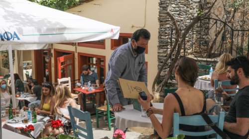 Επίσημο: Με μουσική η εστίαση και ωράριο κυκλοφορίας μέχρι 01:30 από το Σάββατο - Τέλος στη νυχτερινή απαγόρευση από 1η Ιουλίου