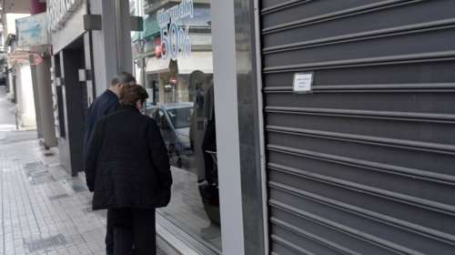 &quot;Θα τηρήσουμε τη νομιμότητα&quot; λένε οι έμποροι της Θεσσαλονίκης - Το τηλεφώνημα Μητσοτάκη για να καμφθούν οι αντιδράσεις