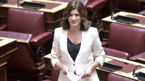 Ο &quot;Γολγοθάς&quot; της Κατερίνας Νοτοπούλου: Έχασα την ακοή μου από σπάνιο αυτοάνοσο - Έμαθα να επικοινωνώ ξανά από την αρχή