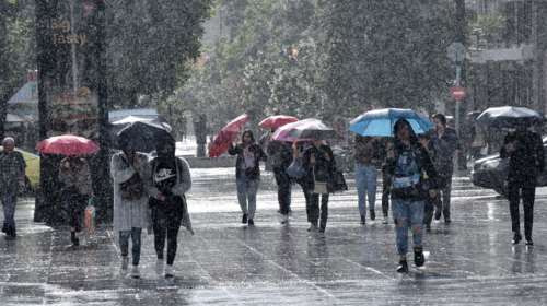 Συνεχίζει τα καπρίτσια του ο καιρός: Έρχονται έντονα φαινόμενα - Πού θα ρίξει χαλάζι