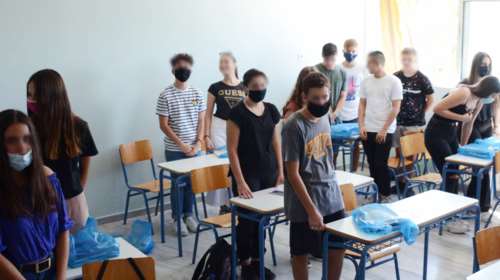 Κορονοϊός: Κεραμέως και λοιμωξιολόγοι σε τηλεδιάσκεψη για το άνοιγμα των σχολείων- Ολα τα σενάρια