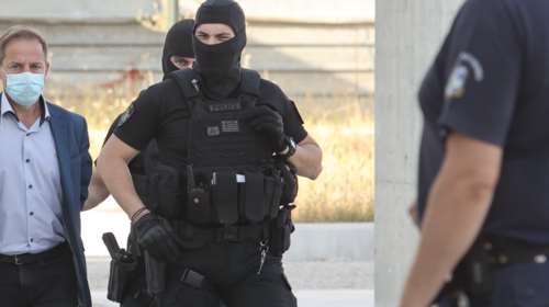 Βγήκε η απόφαση για τον Δημήτρη Λιγνάδη: 12 χρόνια κάθειρξη στον σκηνοθέτη για τους βιασμούς ανηλίκων