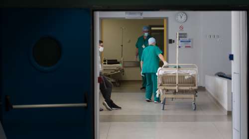 Κορονοϊός: Νεκρός 75χρονος από τον Αμπελώνα - 279 τα θύματα στη χώρα