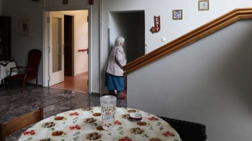 Κορονοϊός: Δέκα κρούσματα σε οίκο ευγηρίας στη Νέα Μάκρη - Σε καραντίνα ο οίκος