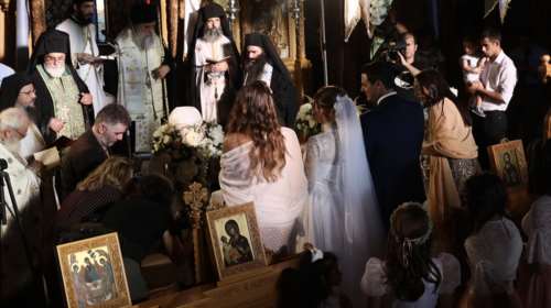 Τέλος στους κορονο-γάμους: Μέχρι 100 άτομα σε γάμους και βαφτίσεις λόγω των κρουσμάτων κορονοϊού