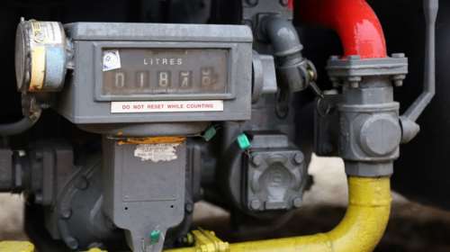 Πόσο θα κόστιζε σήμερα ένα λίτρο πετρελαίου θέρμανσης; Η εξωφρενική τιμή