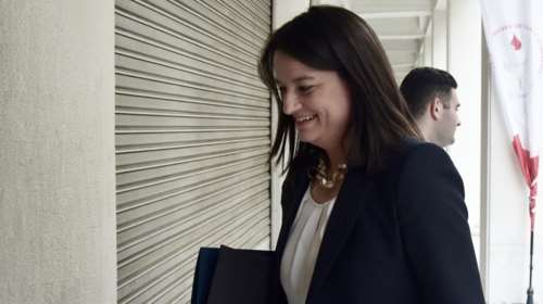 Κεραμέως: Τηρούνται όλα τα μέτρα προστασίας στα σχολεία [βίντεο]