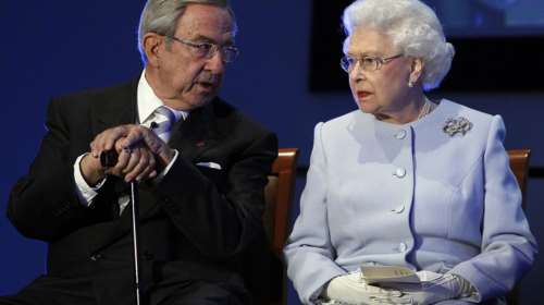 Ο θάνατος του τέως βασιλιά Κωνσταντίνου στα διεθνή ΜΜΕ: Εξάδελφος του βασιλιά Κάρολου και νονός του Γουίλιαμ