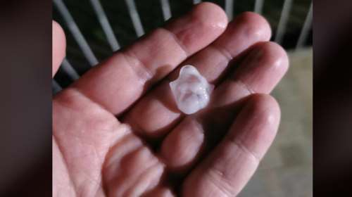 Σαρώνει η κακοκαιρία: Ανεμοστρόβιλος και χαλάζι στα Τρίκαλα - Κατολισθήσεις στα Ιωάννινα [εικόνες-βίντεο]