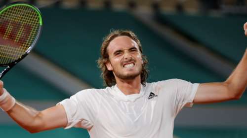 Roland Garros: Τεράστιος Τσιτσιπάς, έκανε περίπατο με τον Μεντβέντεφ και πέρασε στα ημιτελικά [Βίντεο]