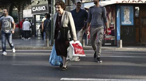 Θεσσαλονίκη: Πήραν την περιουσία της ηλικιωμένης που φρόντιζαν - Κάθειρξη έξι ετών σε ζευγάρι για απάτη