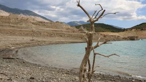 Εφιάλτης: Αντιμέτωπη με τη μεγαλύτερη κρίση λειψυδρίας των τελευταίων 30 ετών η Αθήνα