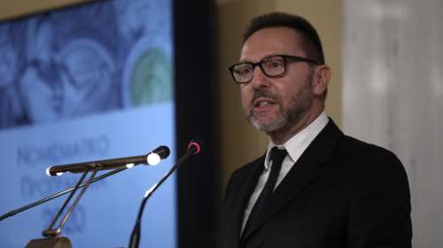 Όταν ο Τσίπρας επικαλείται τον Στουρνάρα αλλά &quot;ξεχνά&quot; τη μισή δήλωσή του