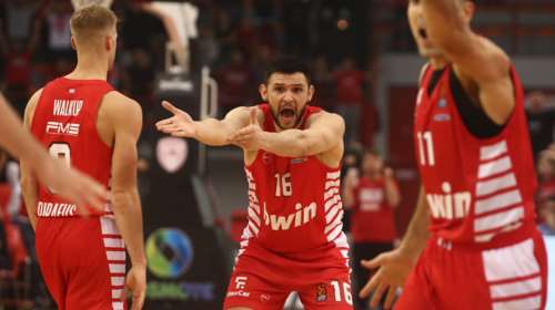 Euroleague: Τον &quot;έσφαξαν&quot; και... αυτοκτόνησε ο Ολυμπιακός - Ήττα στο ΣΕΦ από τη Βαλένθια