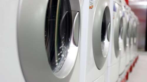 Γερμανία: Τουλάχιστον 2.000 απολύσεις θα κάνει η εταιρεία ηλεκτρικών συσκευών Miele