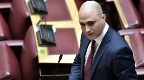 Απίθανος Μπογδάνος: Πρότεινε παρακράτηση... 100 ευρώ όταν βουλευτής λέει ψέματα - Τι του απάντησε ο Παφίλης