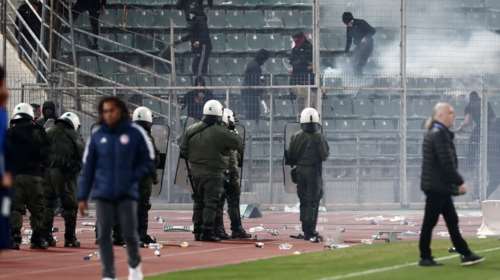 Ψάχνουν τα "κεφάλια" των χούλιγκαν: Στο στόχαστρο πέντε εγκληματικές οργανώσεις με διασυνδέσεις σε πολιτικά άκρα