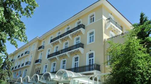 Ανοίγει ξανά το Πεντελικόν στο Κεφαλάρι - Η ιστορία του ιστορικού ξενοδοχείου